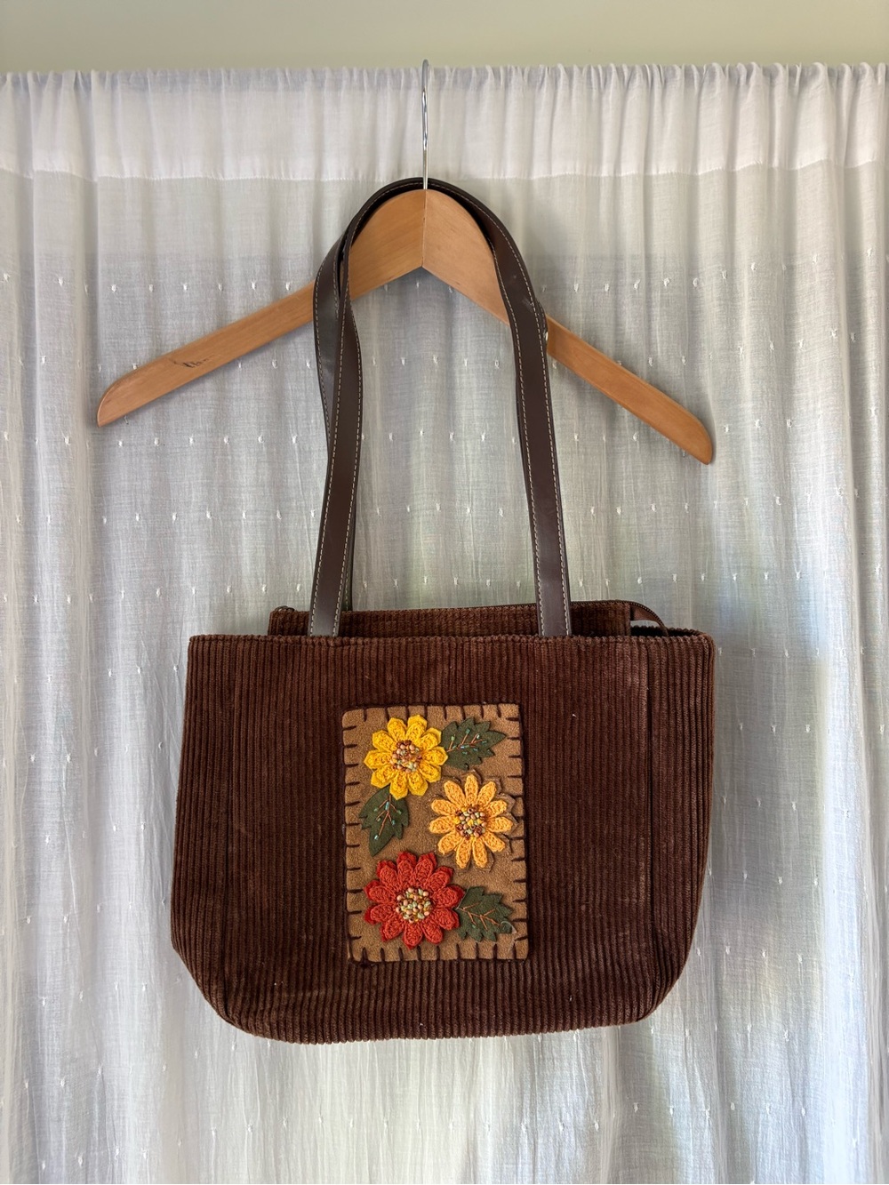 Cappelli Straworld, Inc Brown Corduroy Floral Applique Tote Bag
